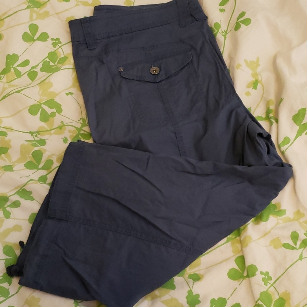 Navy blue capris